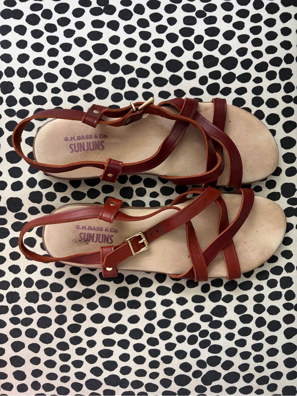 G.H. Bass & Co. Sunjuns, Chestnut Leather Strappy Women's Flats Sandals, 8.5